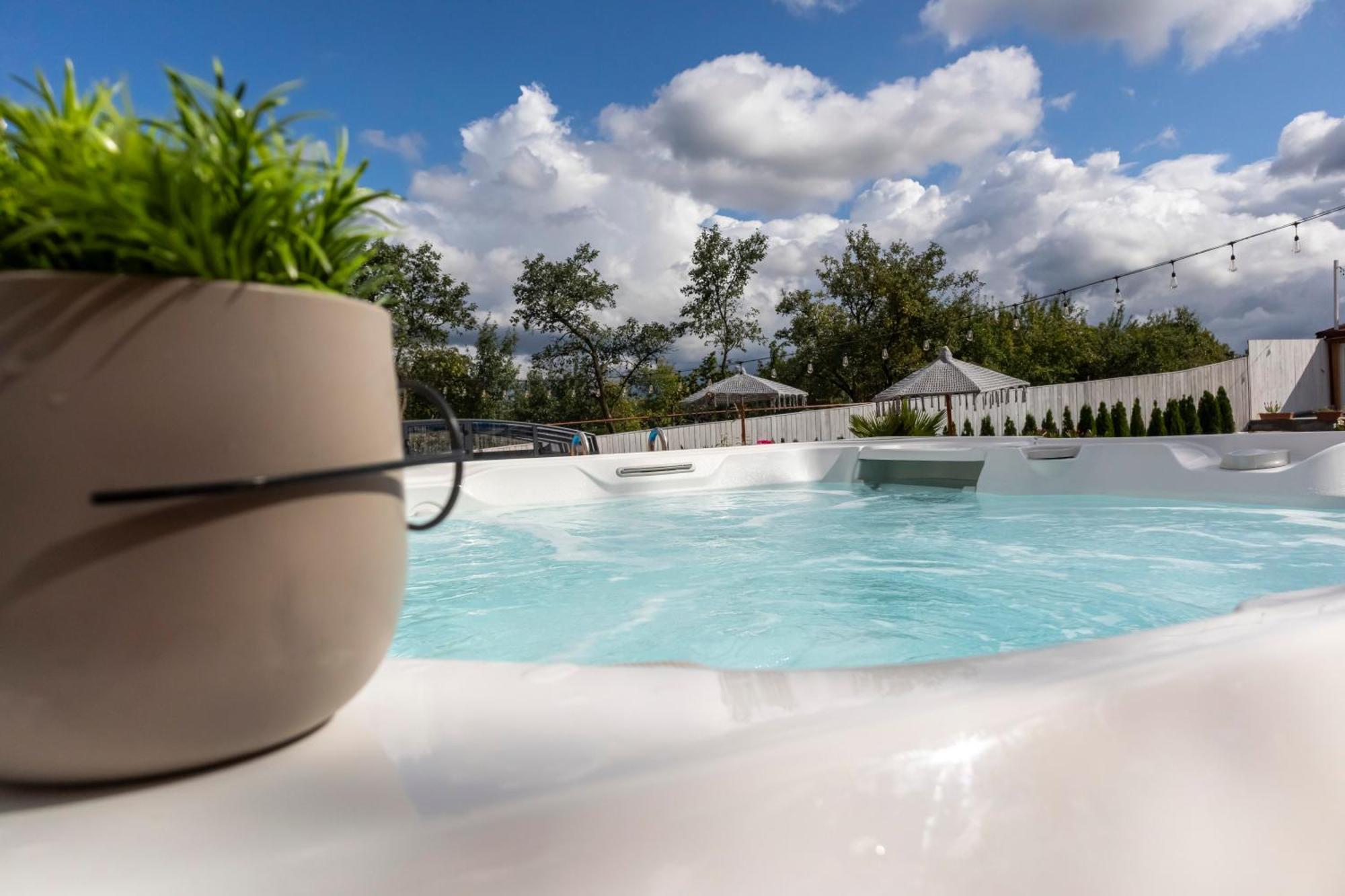 Vila Crisalia Sibiel -Sibiu (Adults Only) Hotel ภายนอก รูปภาพ