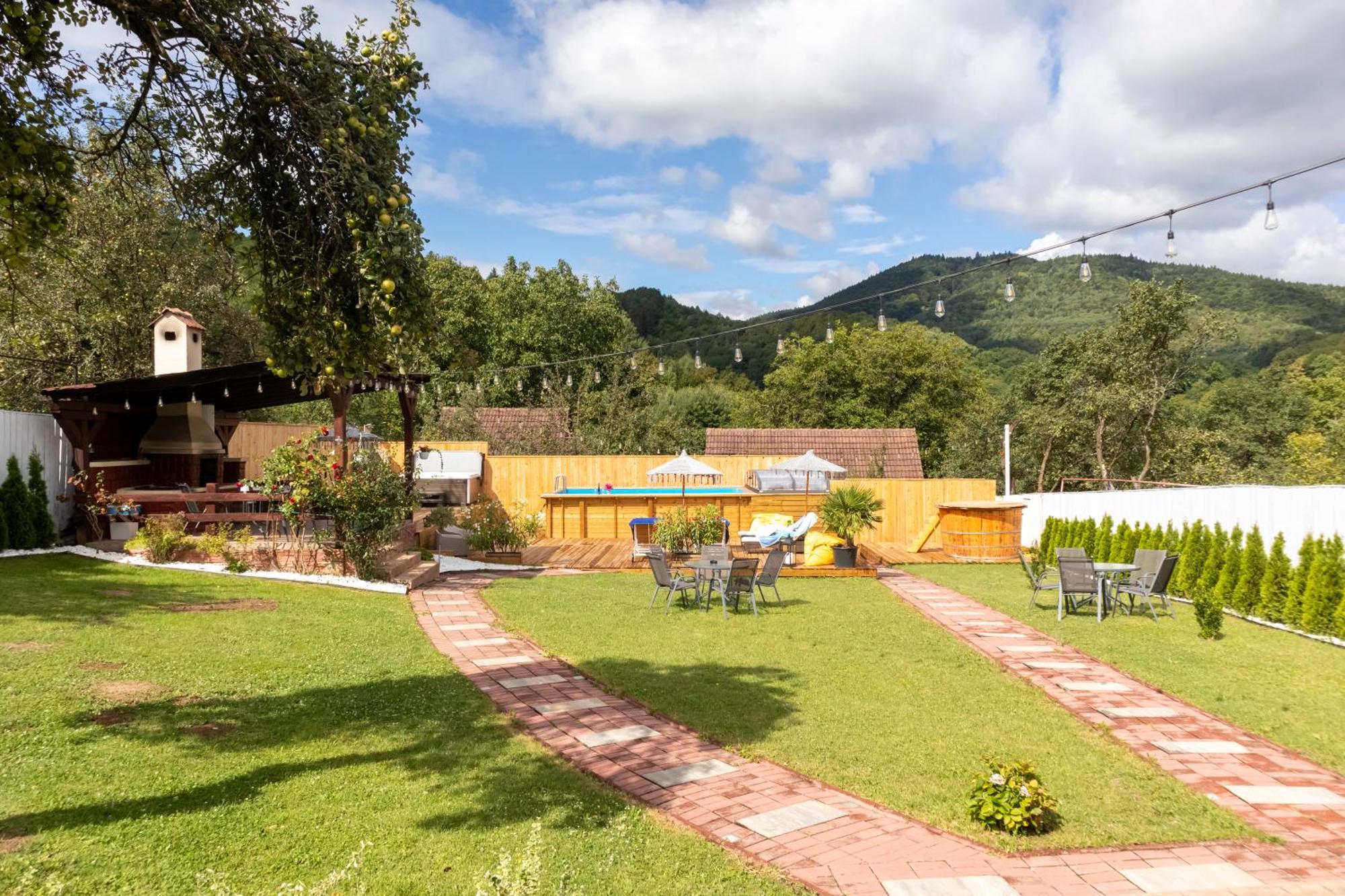 Vila Crisalia Sibiel -Sibiu (Adults Only) ภายนอก รูปภาพ